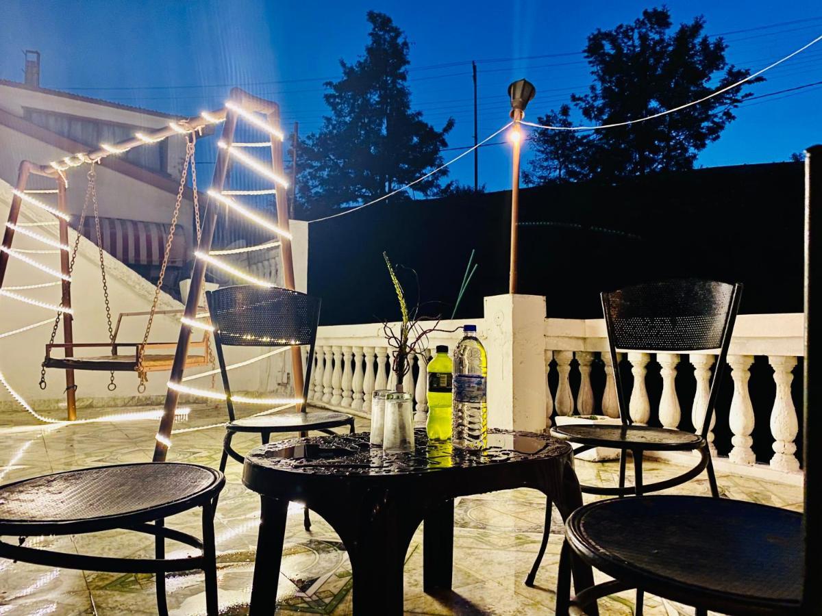 شيملا "Tara Homes" With Open Rooftop Terrace المظهر الخارجي الصورة